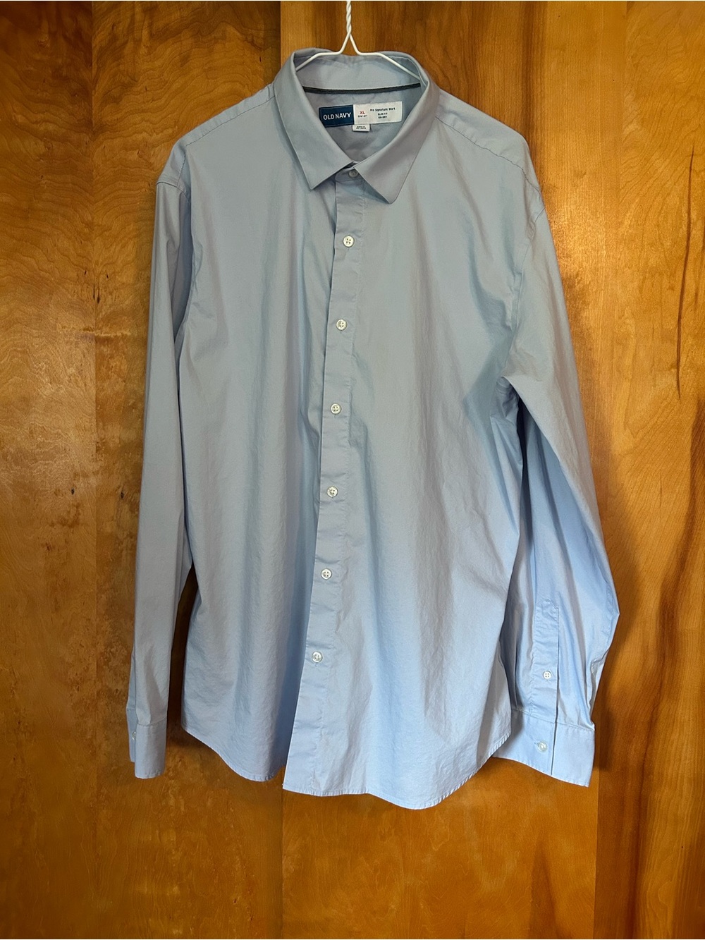 Old Navy Men's Pale Blue Long-Sleeve Button-Down Dress Shirt